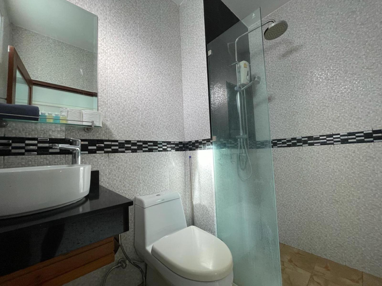 Aparthotel Little Kamala Hill Zewnętrze zdjęcie